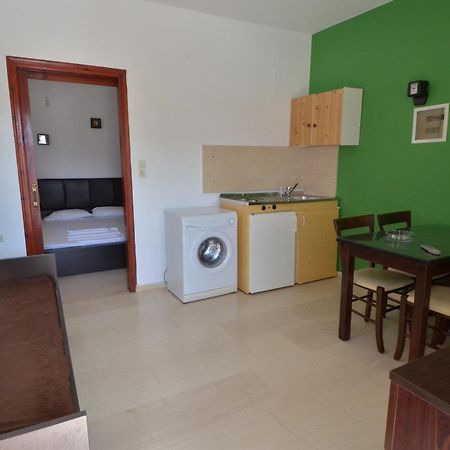 Manos Apartments Агиос-Николаос Экстерьер фото